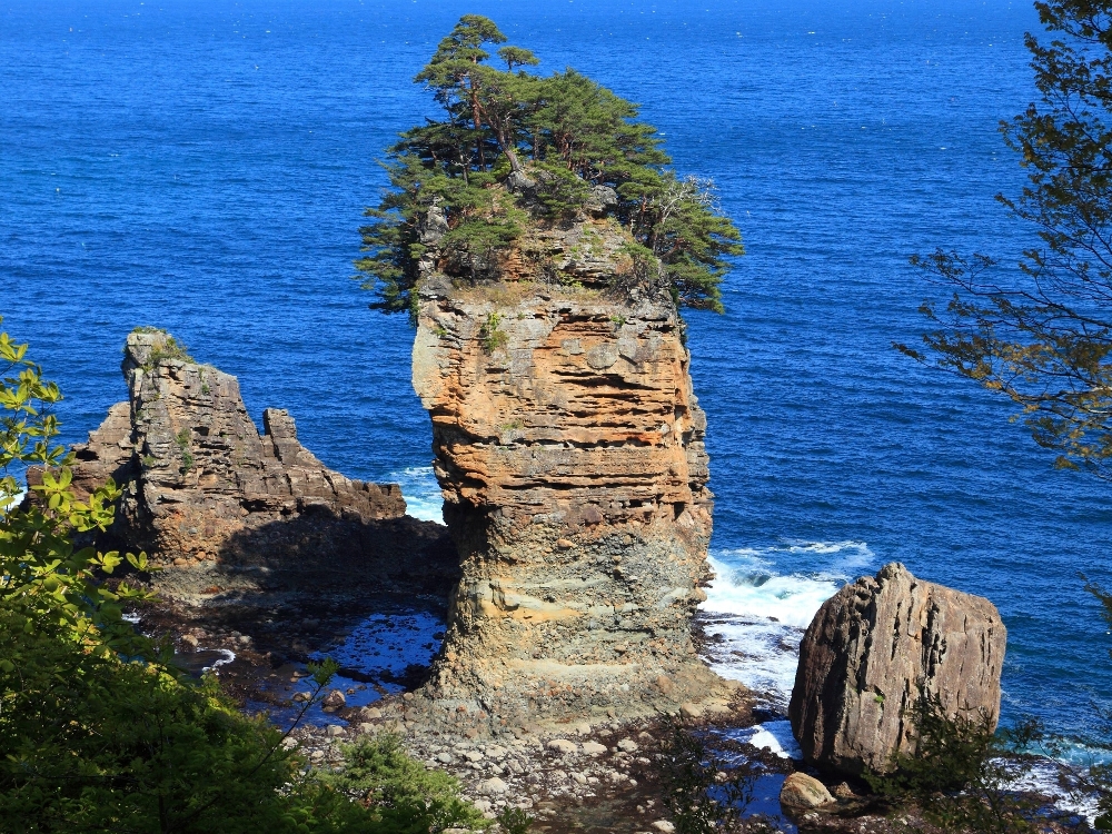 三王岩